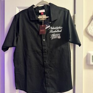 Mitchell & Ness Black Philadelphia Sixers Button Up Shirt Large